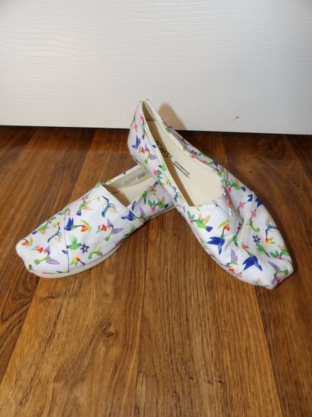 TOMS Alpargata Cloud Gray Hummingbird Slip-On Flats Size 5.5